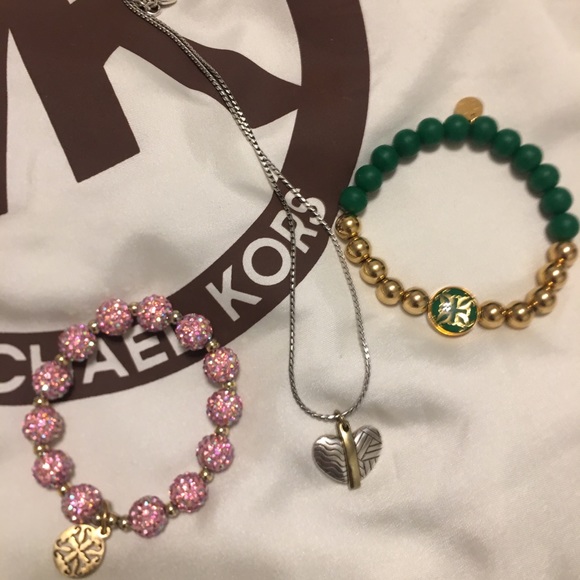 Micheal Kors purse and bracelets and bag - Picture 3 of 8